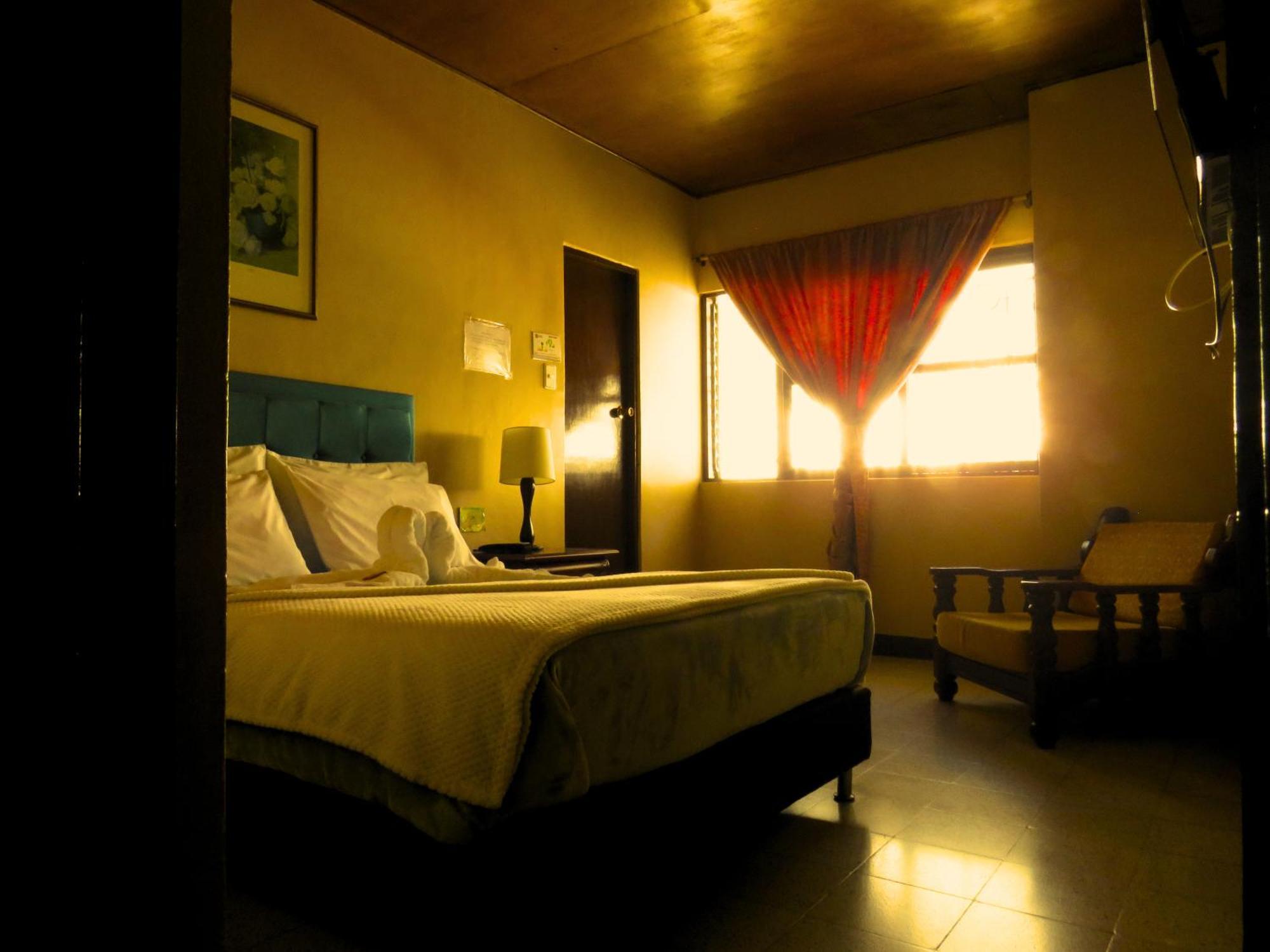 Hotel Tahami Sonson 外观 照片